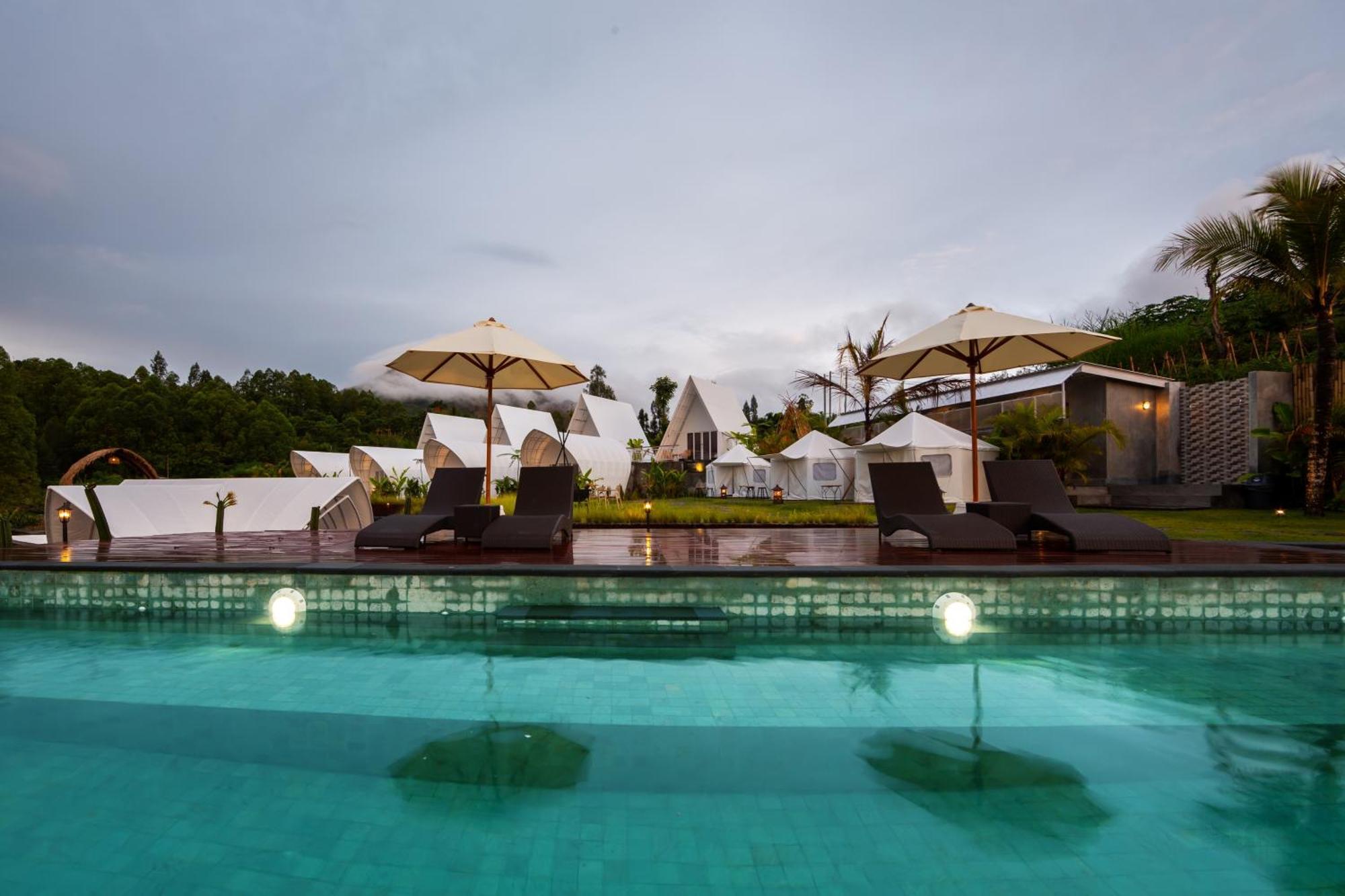 The Dewi Kintamani Luxury Glamping And Natural Hotspring Eksteriør billede