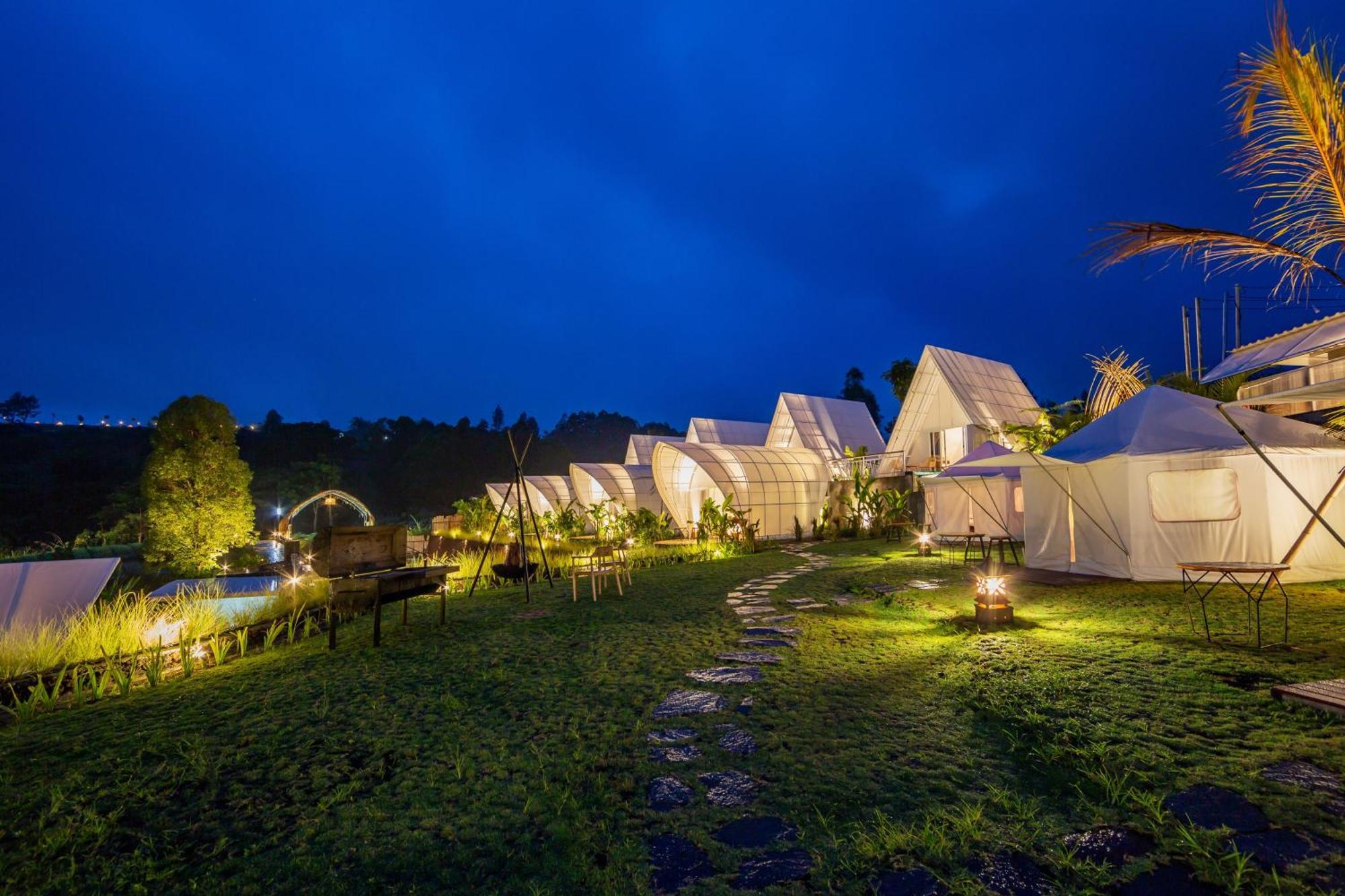The Dewi Kintamani Luxury Glamping And Natural Hotspring Eksteriør billede