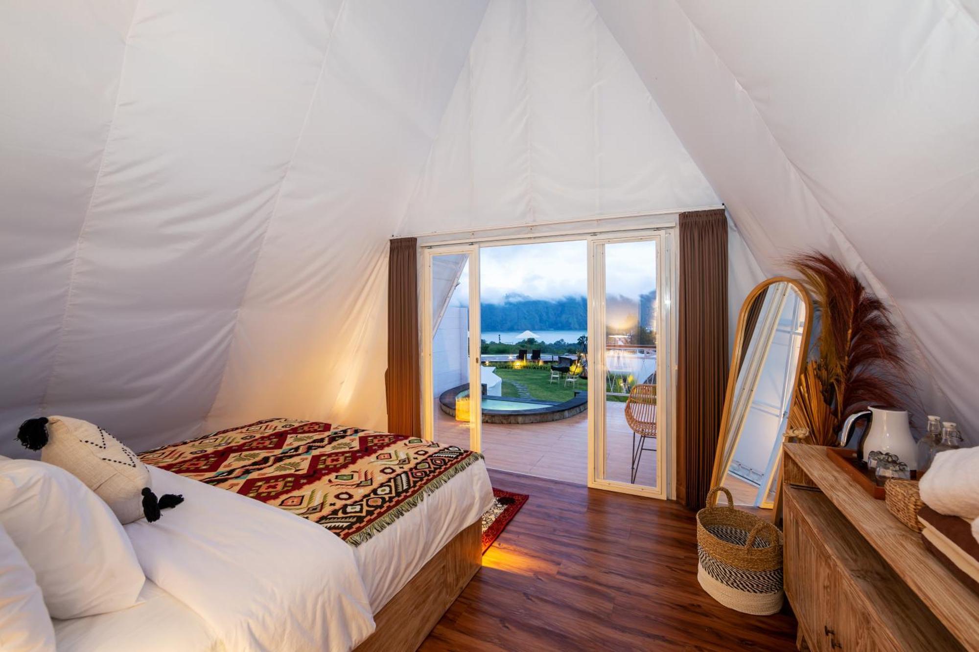 The Dewi Kintamani Luxury Glamping And Natural Hotspring Eksteriør billede